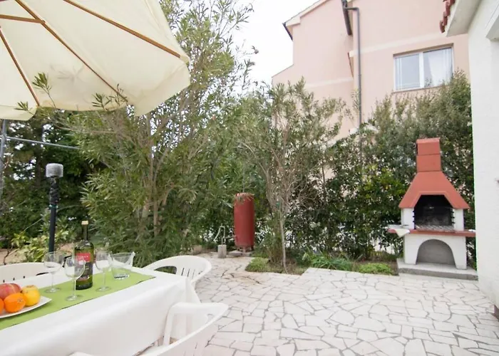 Appartamento Sea View With Big Terrace / 2 *