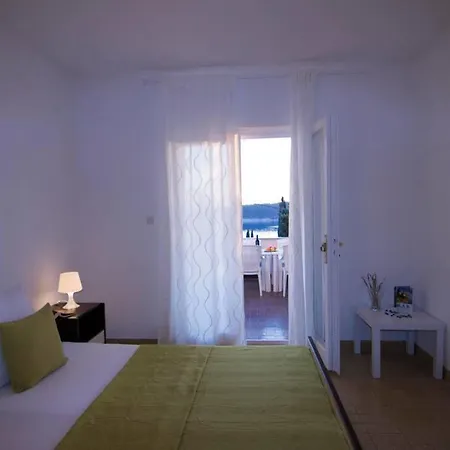 Sea View With Big Terrace / 2 Apartamento