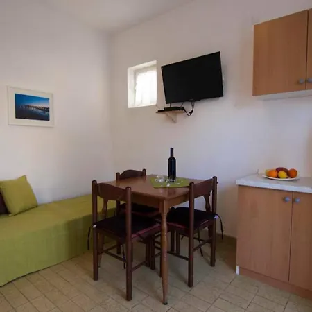 Apartamento Sea View With Big Terrace / 2 Barbat na Rabu